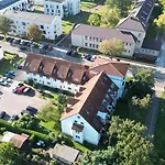 Apartment Am Park - Boxspringbett, Balkon, Smarttv, Familienfreundlich