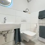 Am Park - Boxspringbett, Balkon, Smarttv, Familienfreundlich