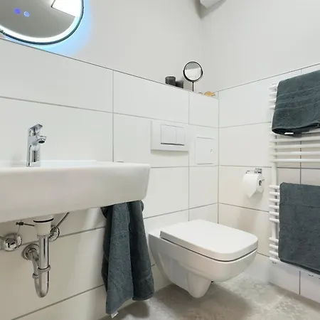 Am Park - Boxspringbett, Balkon, Smarttv, Familienfreundlich
