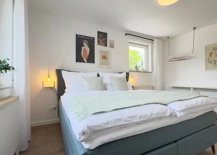 Daire Am Park - Boxspringbett, Balkon, Smarttv, Familienfreundlich *