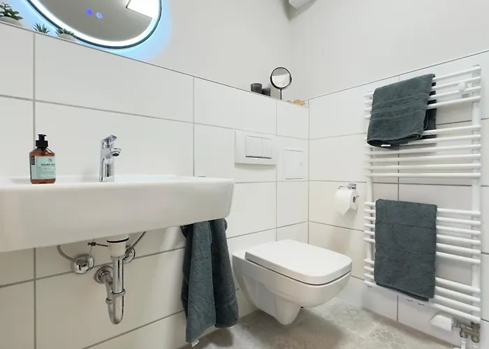 Am Park - Boxspringbett, Balkon, Smarttv, Familienfreundlich