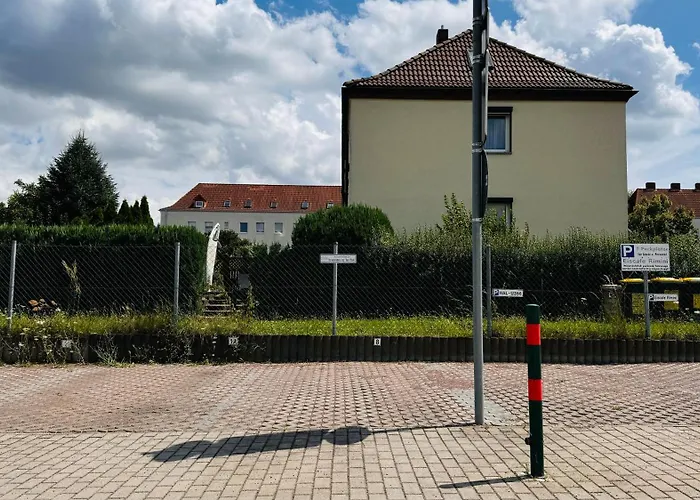 Am Park - 4p, Boxspringbett, Balkon, Smarttv, Gesundbrunnen, Familienfreundlich Halle (Saale)